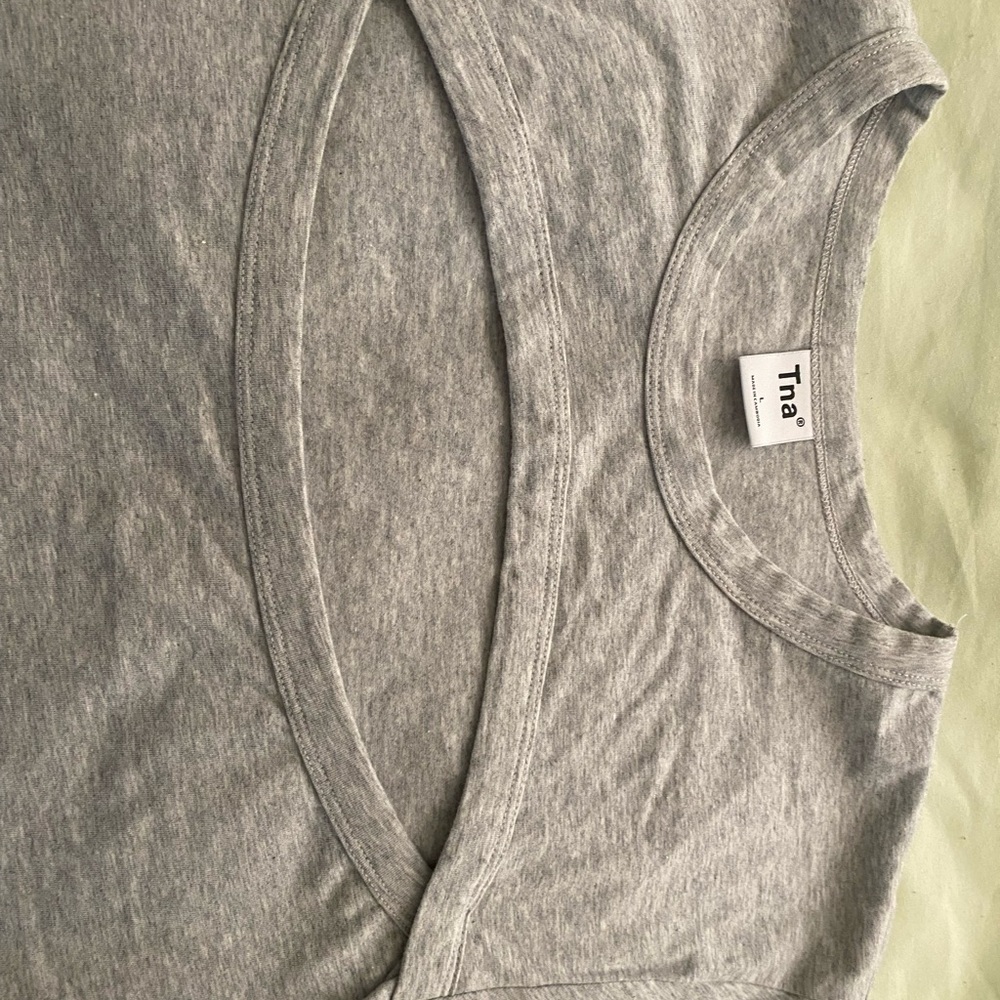 Tna Gray Crew Neck T-Shirt - Picture 3 of 5